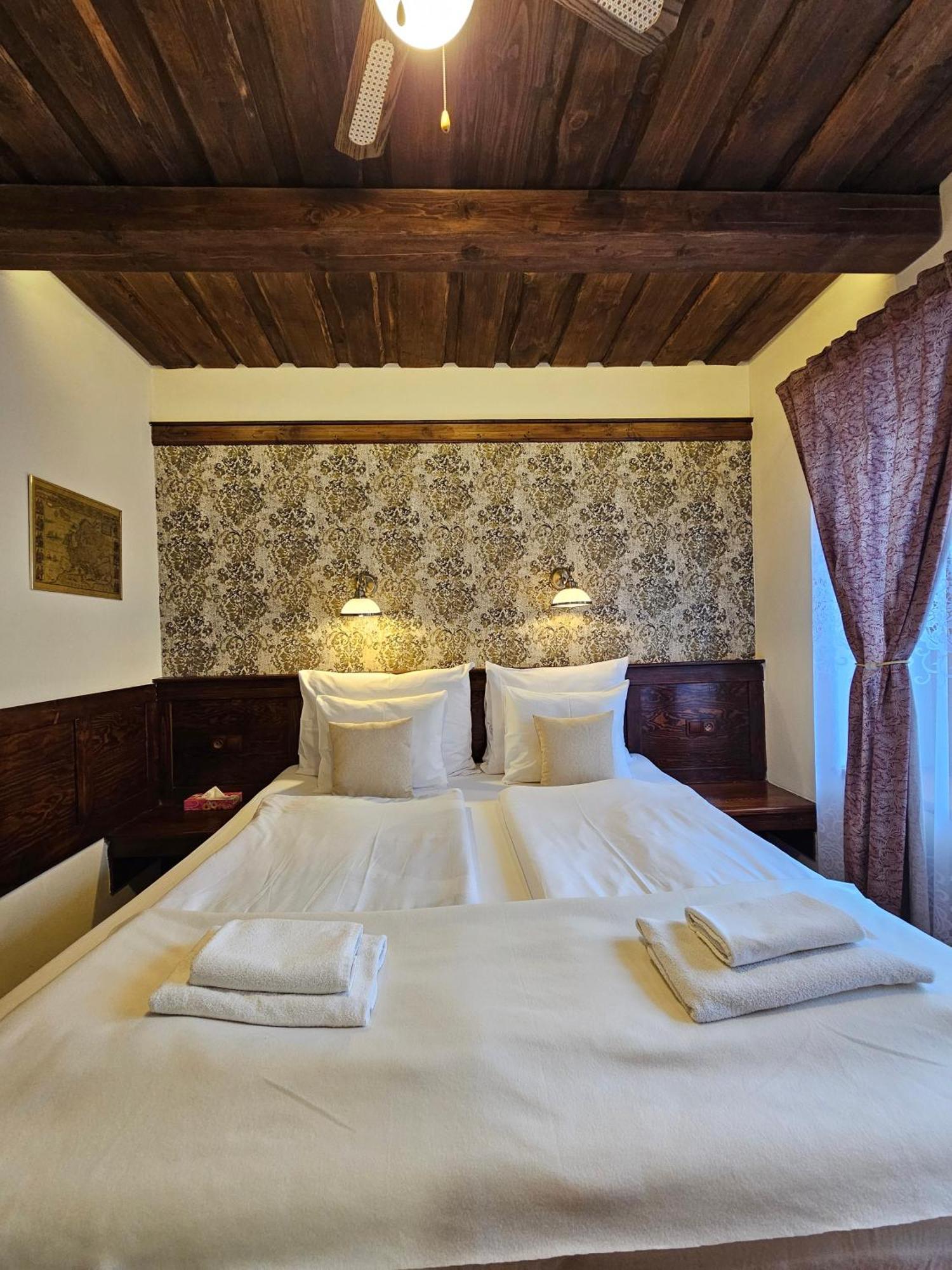 רודניצה נד לבם Hotel Galerie מראה חיצוני תמונה